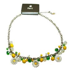 Pier 1 Easter Spring Chamomile Flower Necklace New NWT green Yellow White
