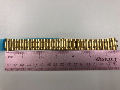 Brand New GUCCI 9200M Gold Plated Midsize  Bracelet 19.17mm item# e11428
