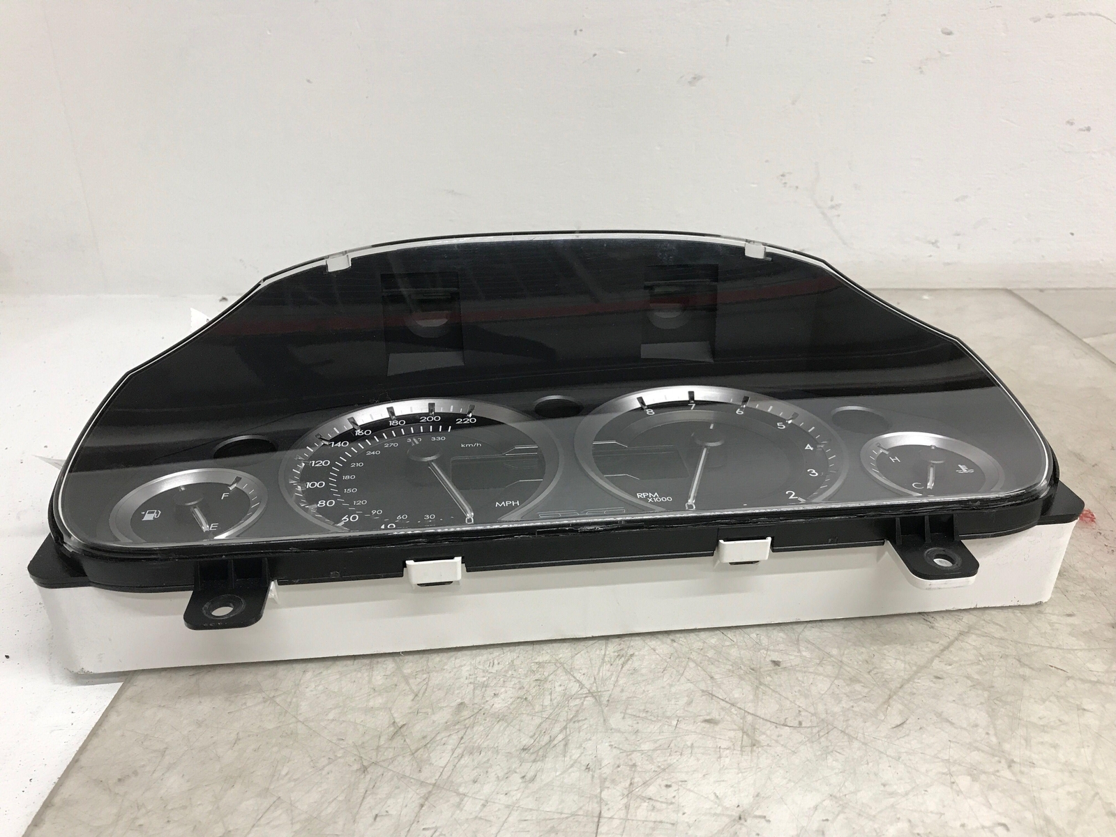 2010-2020 ASTON MARTIN RAPIDE SPEEDOMETER INSTRUMENT CLUSTER AD43-10849-CC OEM