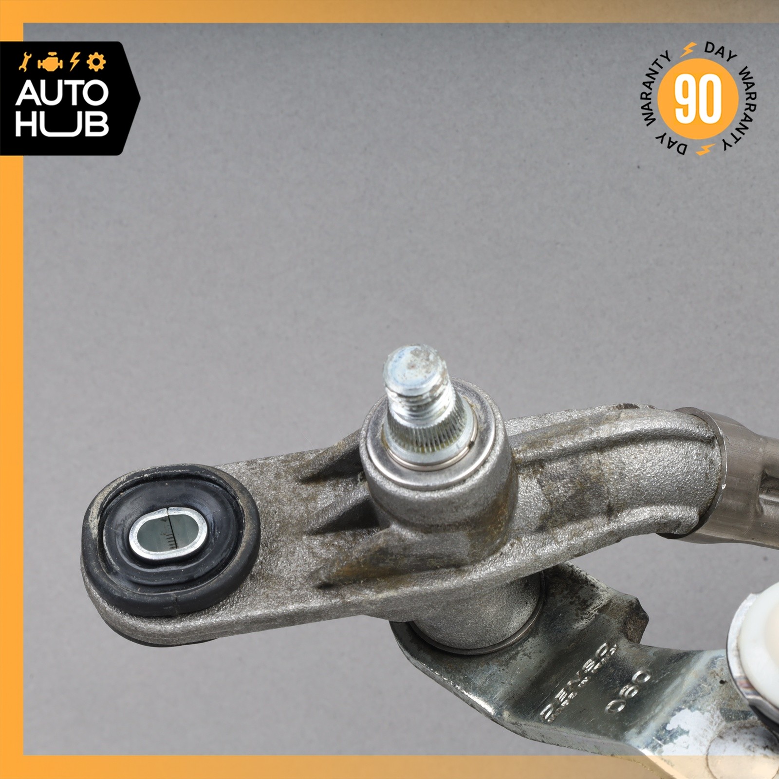 08-19 Maserati GranTurismo M145 Front Windshield Wiper Motor Linkage Arm OEM 66k