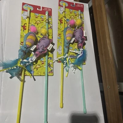 DR. SEUSS FOR PETS 2- Dr. Seuss The Cat in The Hat 2 Piece Cat Toys with Catnip | Cat Feather Toy L