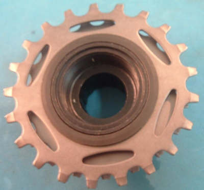 Cassette Shimano Dura-Ace MF-7400 7 Vitesses 12-19T – Vintage Piste UG, Bon état
