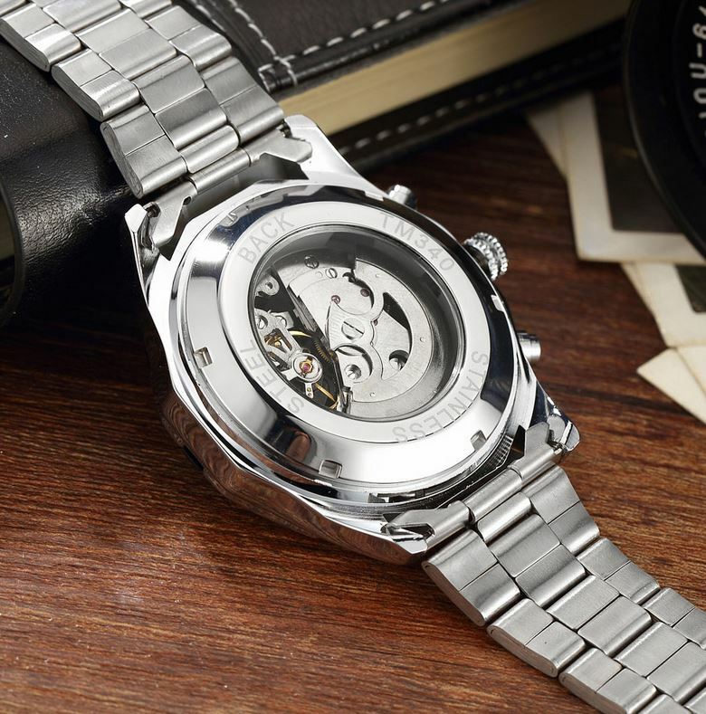 Montre Mécanique Squelette Homme Acier Inoxydable - Cadran Argenté - À Réparer (Vitre)