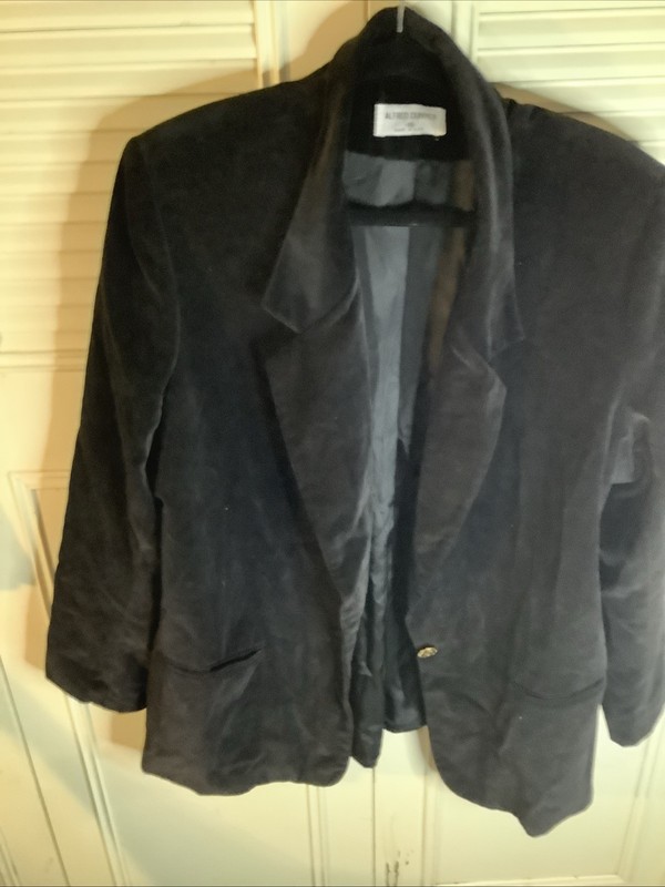 Alfred Dunner Women's Black Velvet Blazer Jacket Fully Lined Formal Wear SZ 18