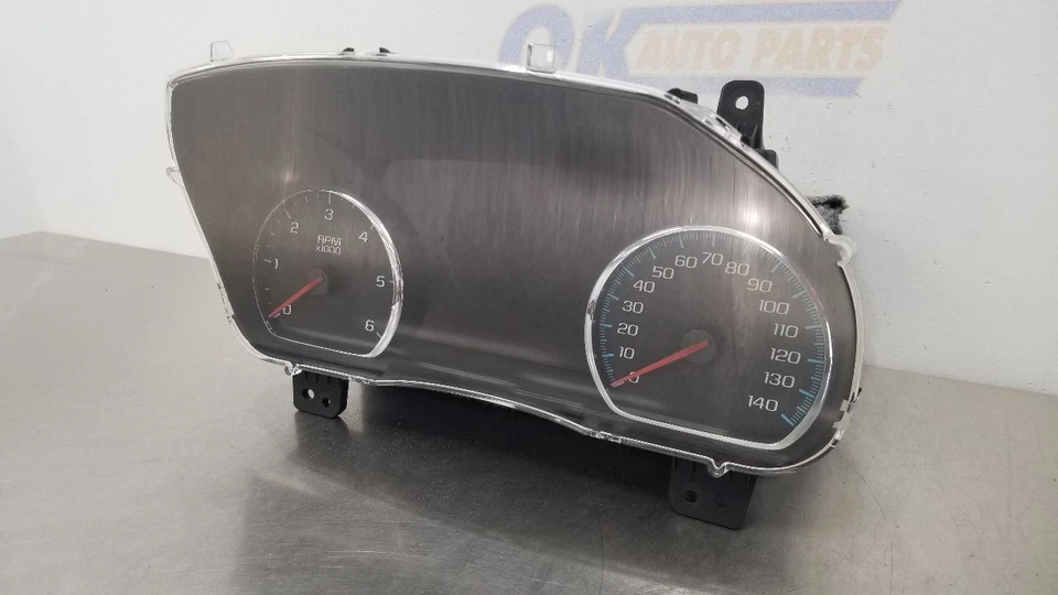 17 CHEVY TAHOE СПИДОМЕТР ПРИБОРНОЙ ПАНЕЛИ 84201626 - Изображение 4 из 4