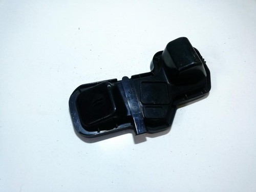 Audi A6 1997 Headlight bulb dust cover cap 14846800, Genuine #633004-03