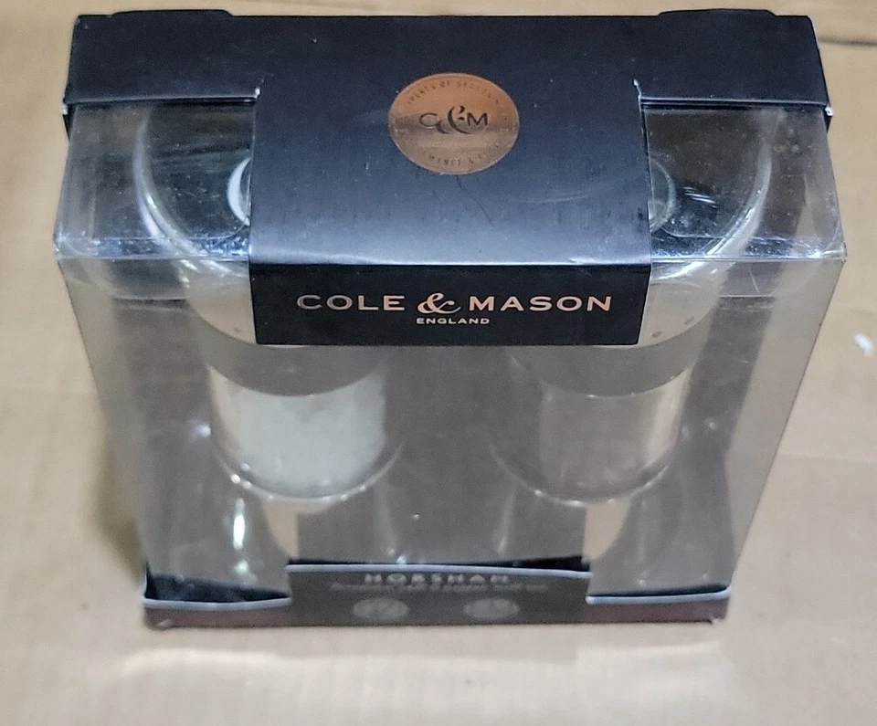 Cole & Mason Juego de regalo de molino de sal y pimienta Horsham de 6 pulgadas - Sal invertida Foto 3 de 4