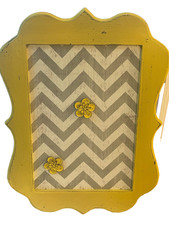 Country Yellow Chevron Scalloped Edge Bulleti...