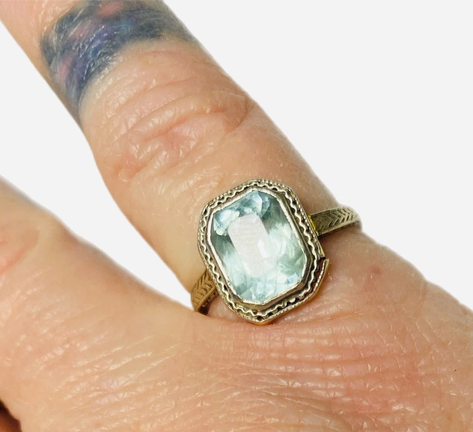 Deco 14K White Gold Ring, Aquamarine , Fine jewelry, Sz 5.5, Over 3 Grams, As Is - Image 2 of 4