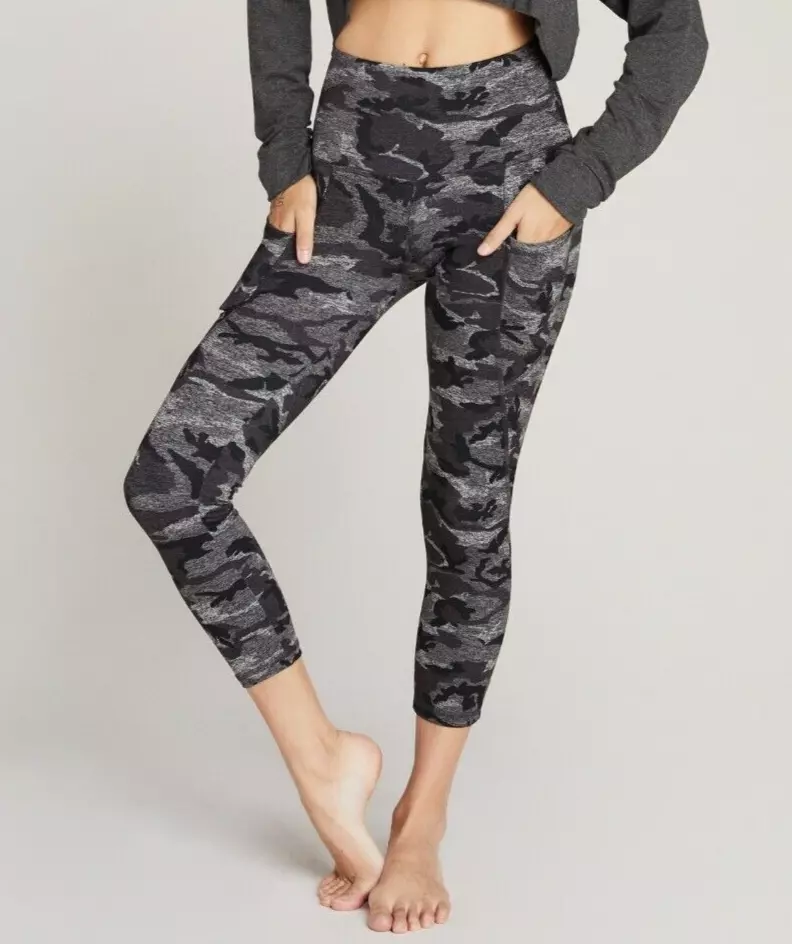 Strut this top camo leggings