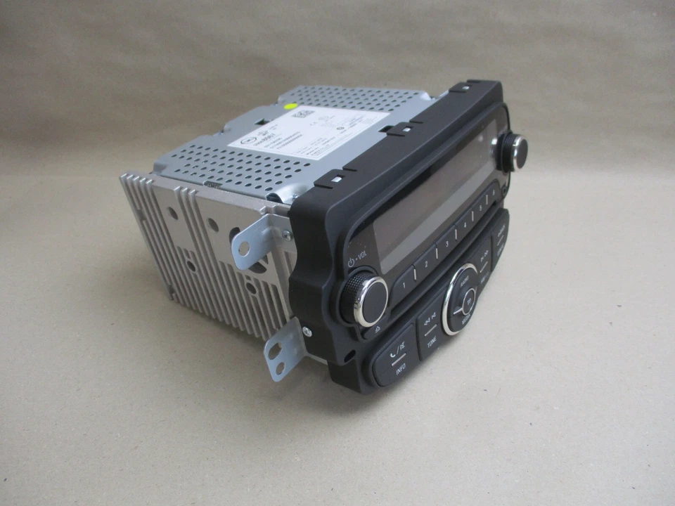 Opel Meriva B Aveo Corsa E Adam Mokka Autoradio CD USB DWGM1004 NEU orig. - Bild 3 von 4