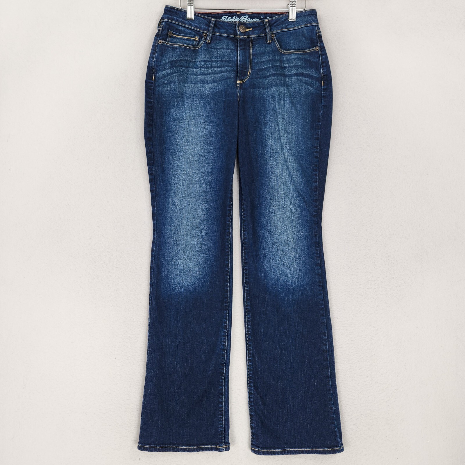 Jeans Eddie Bauer para mujer 6 azul curvilíneo corte bota lavado oscuro tiro medio elástico denim-image