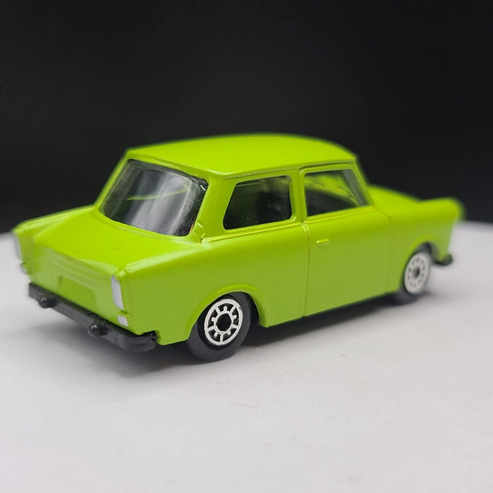 Maisto Trabant 601 (ruedas de velocidad / conexión para niños / carretera y pista) Foto 2 de 4