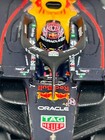 Foto 7 di 9