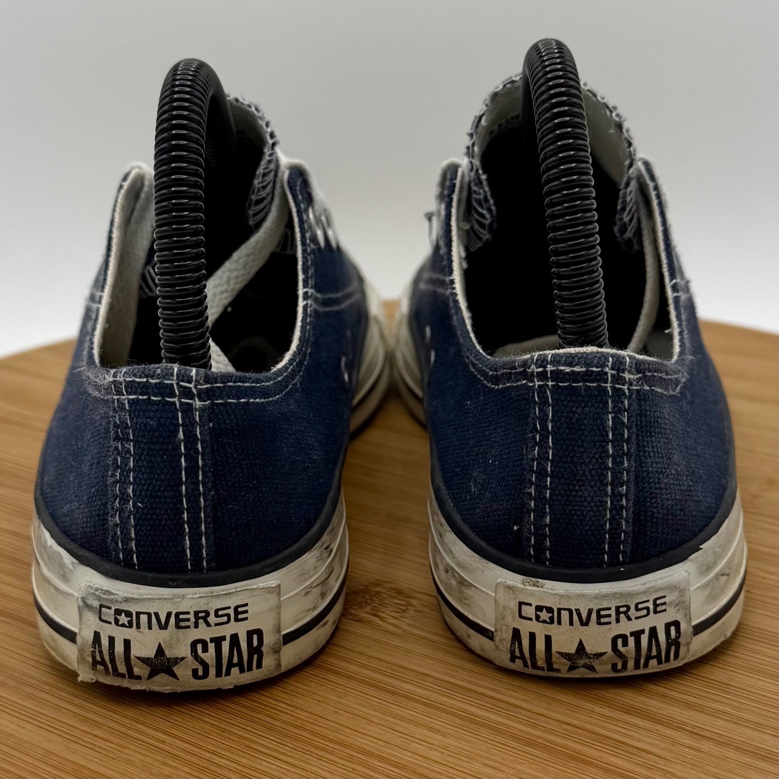 Converse Chuck Taylor All Star Low Top Women's Size 7 Navy Blue Canvas thumbnail 7