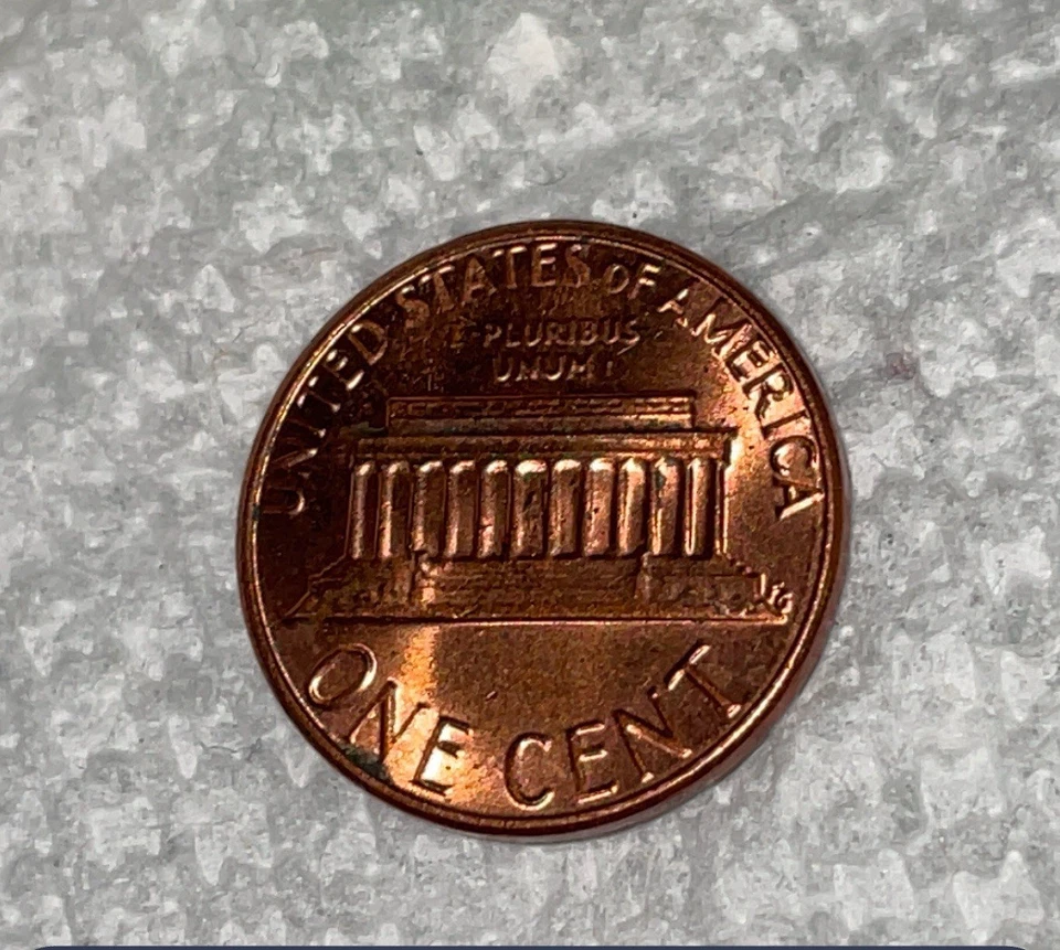 Doble troquel reverso 1983 RDA raro Lincoln Memorial centavo pequeño error sin circular Foto 2 de 4