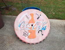 1990s VINTAGE COCA-COLA BOTTLE CAP TABLE TOP ...