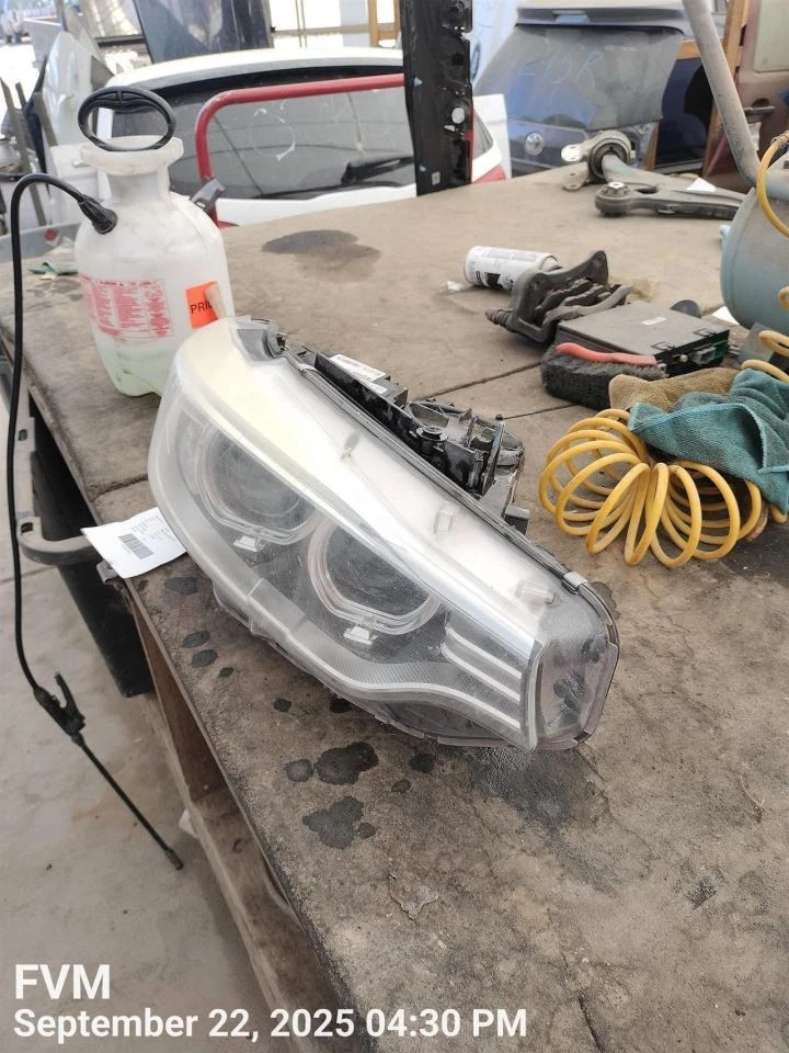 MONTAJE FARO DERECHO 63117377854 BMW 435I BMW 2014-2016 Foto 3 de 4
