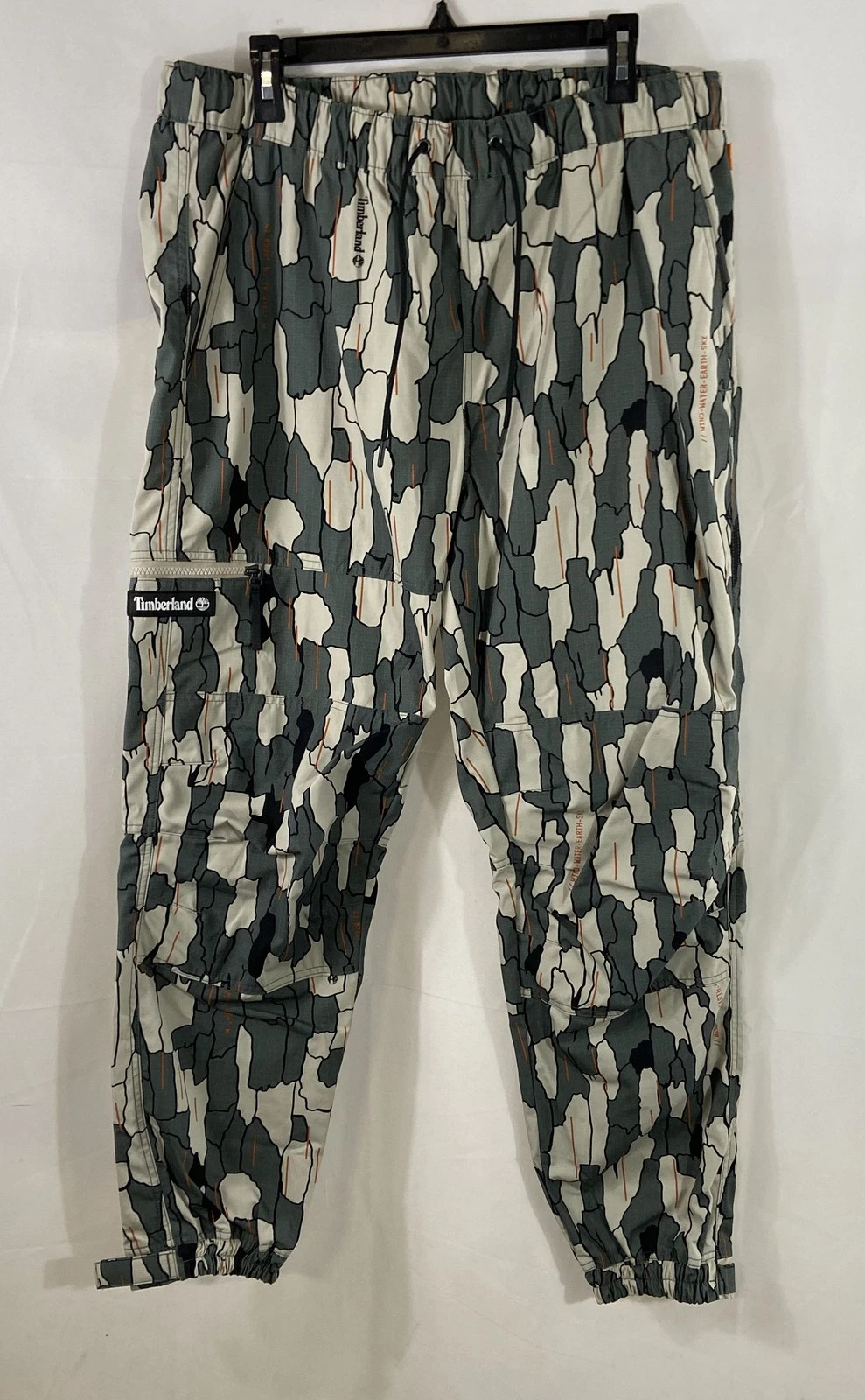 Timberland Men's Camouflage Cargo Jogger Pants Gray Black NWT Sz XL