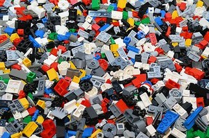 small lego pieces