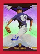 2021 Panini Titanium Deivi Garcia RC Autographs #6 New York Yankees