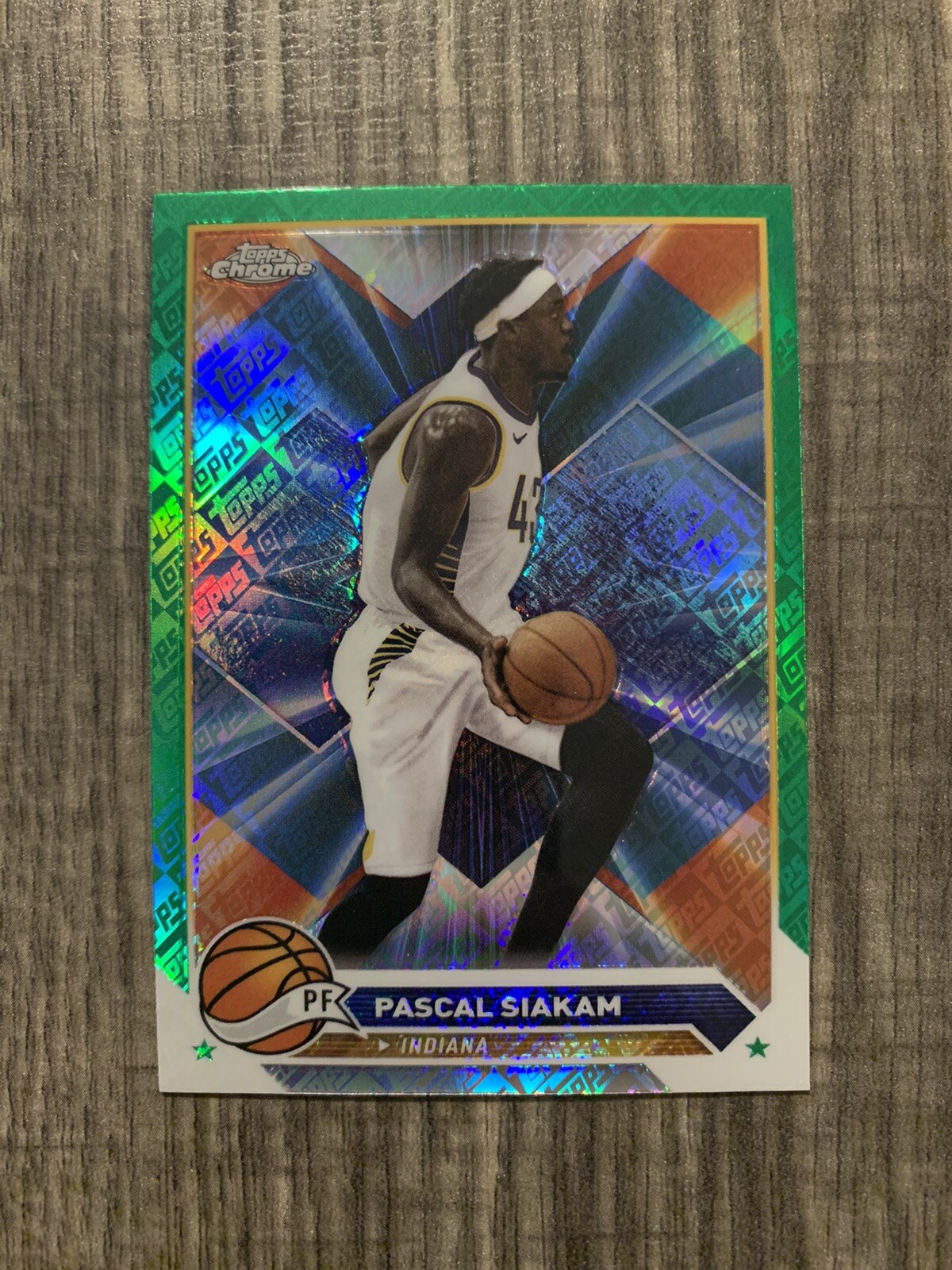 2023-24 Topps Chrome NBA Basketball Pascal Siakam Green Topps Logo Refractor