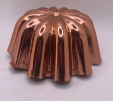 Vtg  Copper Tone Fluted Jello Mold Pudding Cake Pan Kitchen Decor Retro 3 1-2 Cp