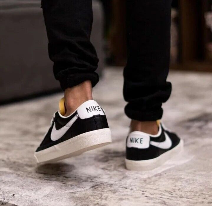 11.5 MEN'S NIKE BLAZER LOW 77 VINTAGE BLACK WHITE SNEAKERS 11.5 MEN'S NIKE BLAZER LOW 77 VINTAGE BLACK WHITE SNEAKERS