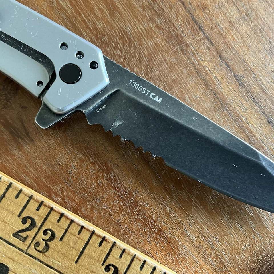 Kershaw Misdirect Flipper Knife Reverse Tanto Combination Blade Model 1365ST - Image 3 of 4
