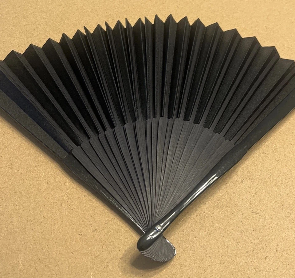 Manija de ventilador de mano plegable con logotipo gris negro Givenchy nueva Foto 3 de 4