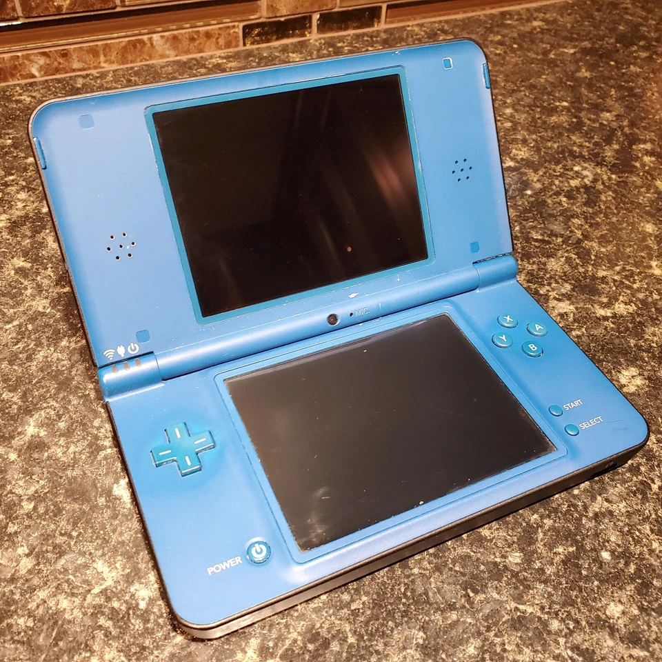Nintendo DSi XL Handheld System - Midnight Blue CIB, Broken Top Screen No Stylus - Image 2 of 4