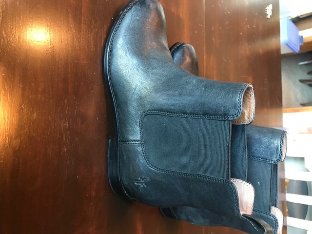 frye anna chelsea boot