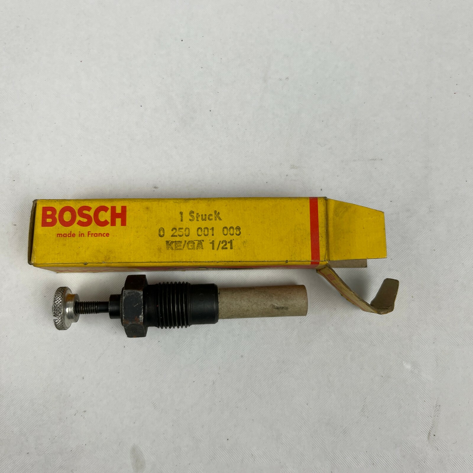 Bosch Glow Plug 0 250 001 008 KE/GA 1/21 Puch Vintage Engine Mercedes  #2951