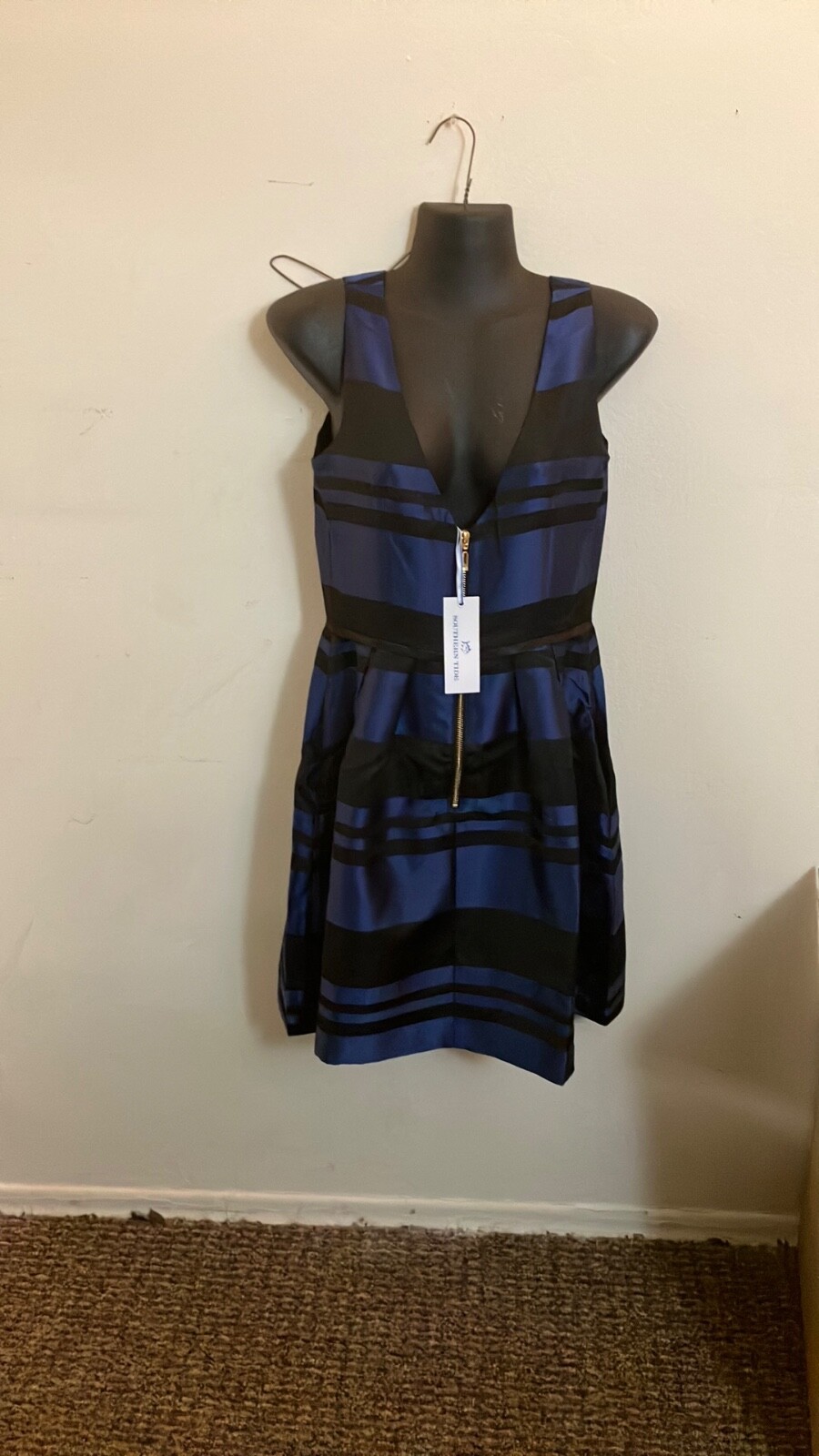 brand new Women's Southern Tide yaht blue dress size 4