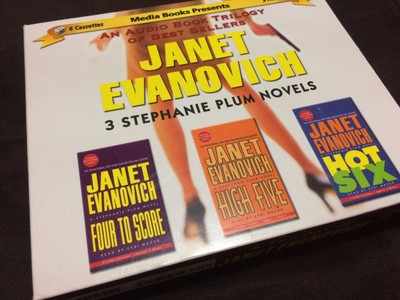 A Trilogy Of Janet Evanovich Four To Scorehigh Fivehot - 