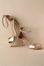 New Badgley Mischka Regensia Heels size 7 MSRP: 225