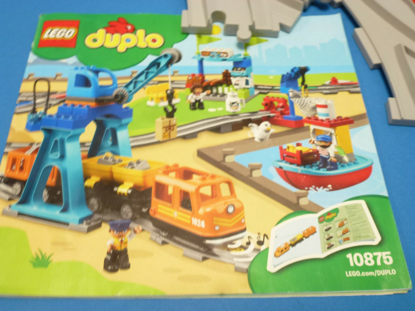 duplo cargo train set