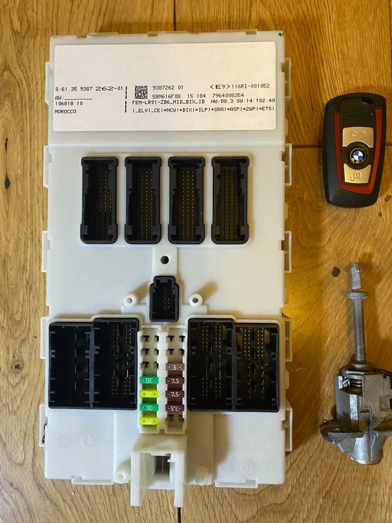 BMW FEM 9387262 FRONT ELECTRICAL MODULE WITH MATCHING KEY & DOOR  