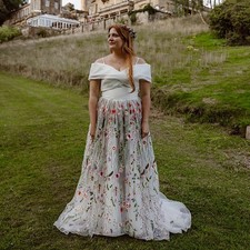 Plus Size Colorful Embroidered Wedding Dresses Off Shoulder A-Line Bridal Gowns