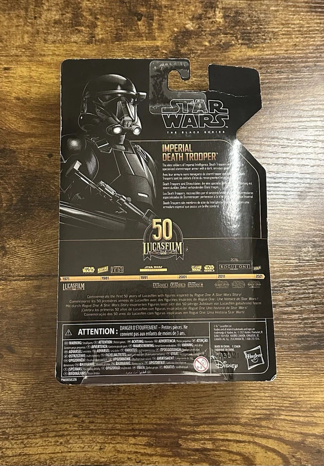 Figura de acción Hasbro Star Wars The Black Series Archive Imperial Death Trooper Foto 2 de 4