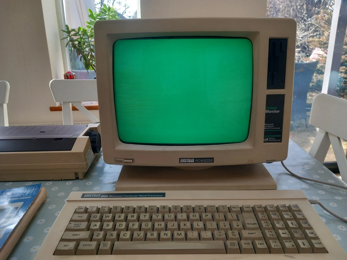 Amstrad PCW 8256 - Original retro computer - SOLGT! - ♫ Vintage HiFi - Classic A