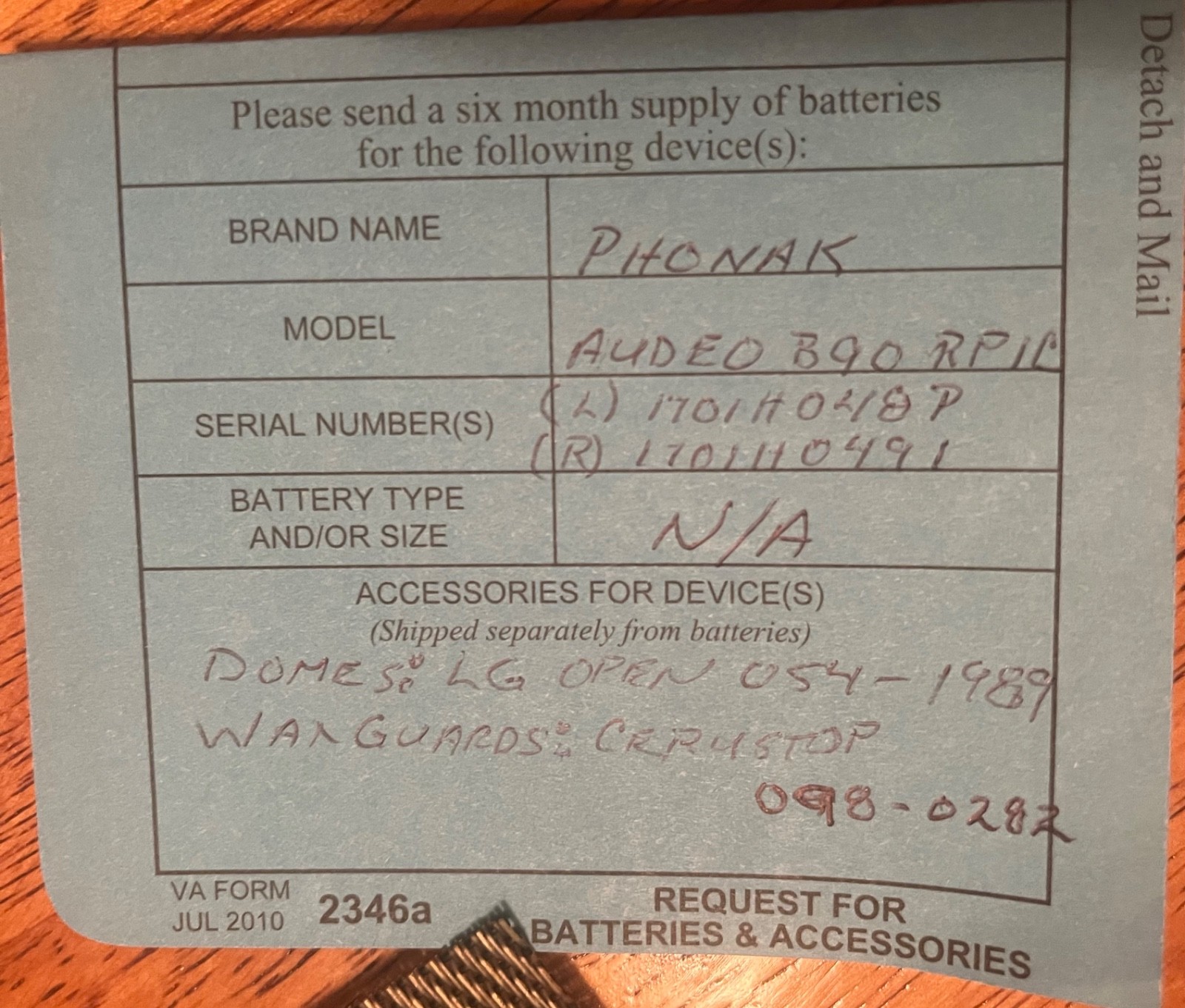 Phonak Audeo B90-R Hearing Aids Pair W/Charger UNTESTED LIGHTS UP