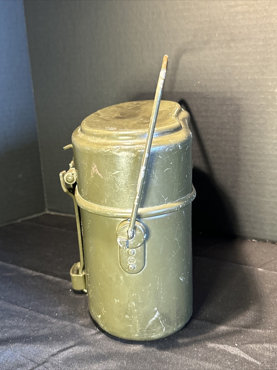 Vintage 1965 Bundeswehr Germany Army Storage Food Container