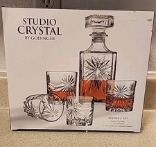 Studio Crystal By Godinger 5 PC Whiskey Set Decanter & 4 12oz Whiskey glasses