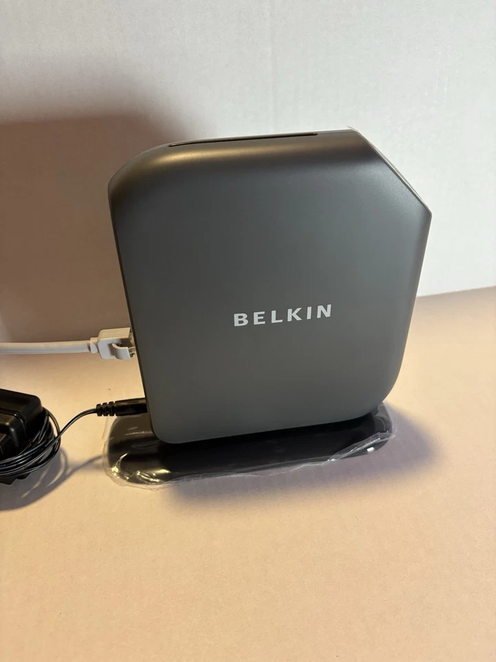 Belkin Play N300 Wireless-N Router F7D4302 v1 with Power Cord – Tested & Working - Image 3 of 4