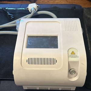 Portable Aesthetic Cosmetic Machine with Screen and Handpiece for Cosmetology