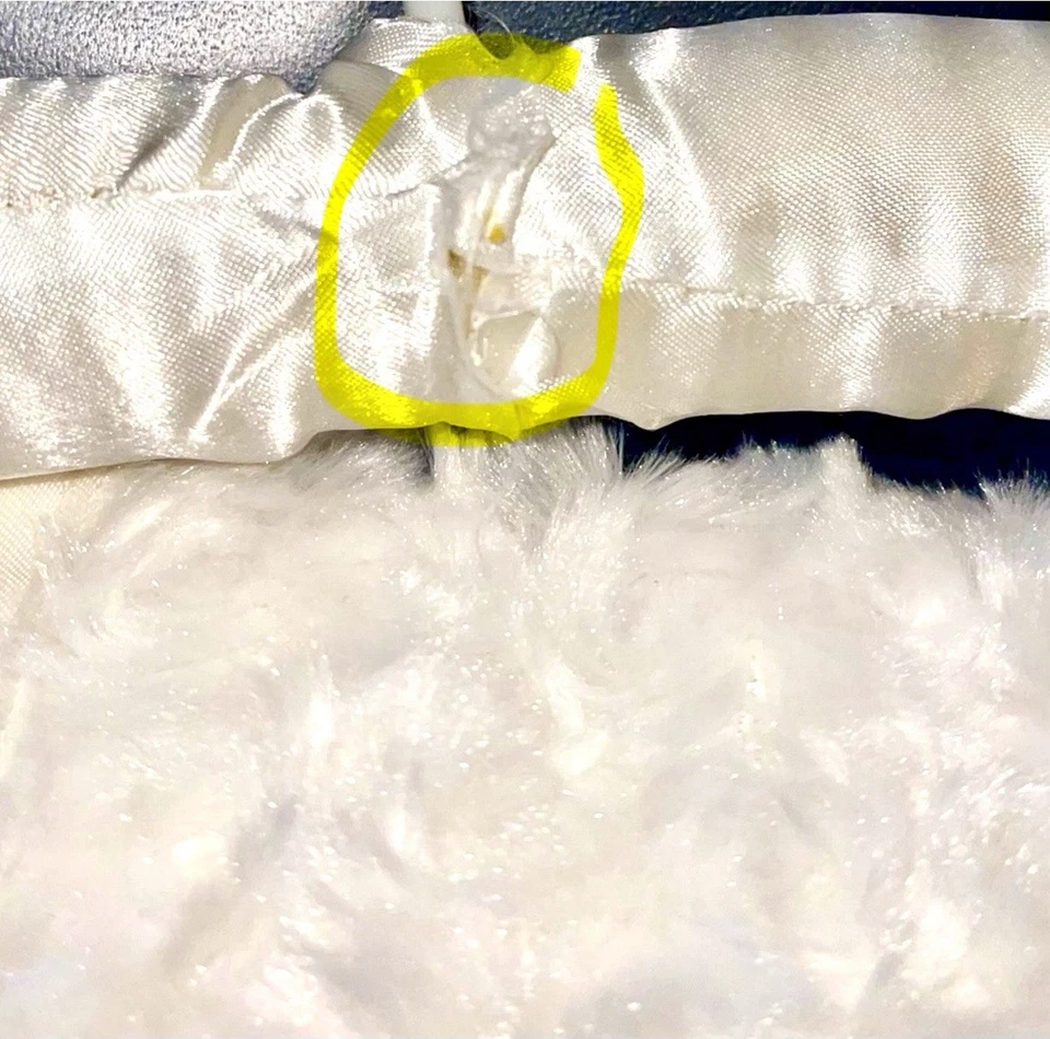 NWT Summersault Soft White Colored Baby Blanket with Satin Edge Security Lovey - Изображение 3 из 4