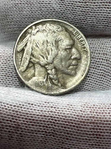 1913 Type 2  Full Horn Higher Grade Buffalo Nickel -  Better Date US Coin!