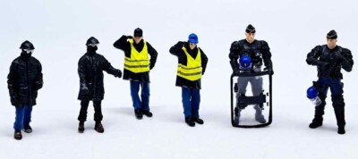 PERFEX - Set mit 6 Figuren - Gendarmen Polizei CRS und Gelbwesten-Demonstrant...