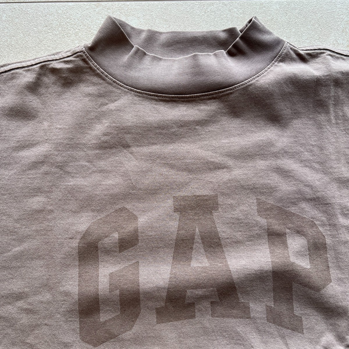 関税込★Yeezy Gap By Balenciaga Dove 3/4 Sleeve T-ShirtBEIGE Yeezy Gap Engineered By Balenciaga Dove 3/4 Sleeve Beige